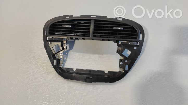 Peugeot 607 Grille d'aération centrale 9648681077