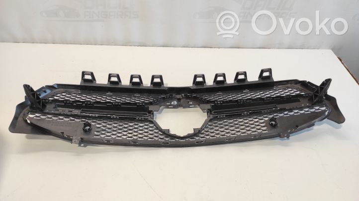 Mercedes-Benz CLA C118 X118 Grille calandre supérieure de pare-chocs avant A1188881600