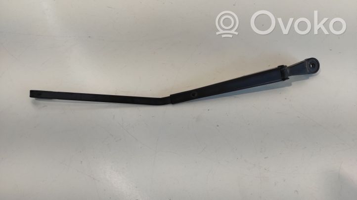 Hyundai Accent Rear wiper blade arm D226SFT