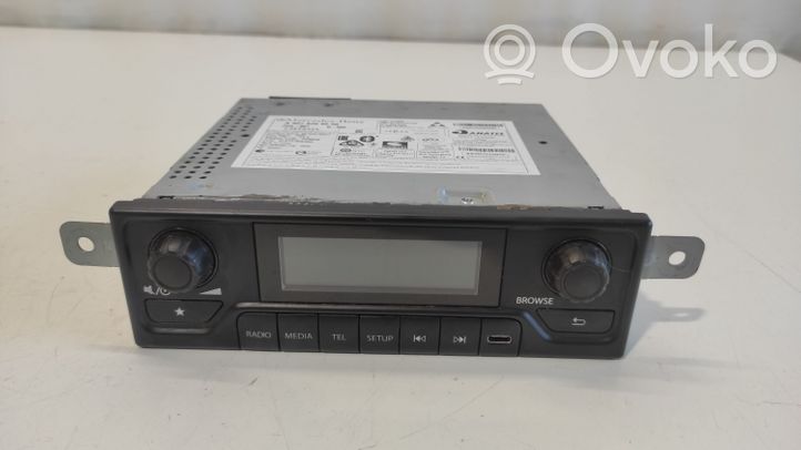 Mercedes-Benz Sprinter W907 W910 Panel / Radioodtwarzacz CD/DVD/GPS A9078209600