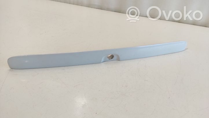 Opel Astra G Tailgate trim 8062860