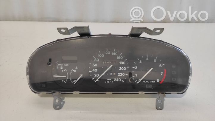 Mazda MX-3 Speedometer (instrument cluster) EB57A