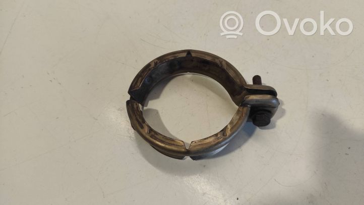 Mercedes-Benz CLK A209 C209 Morsetto per la connessione del tubo della marmitta a2034900441