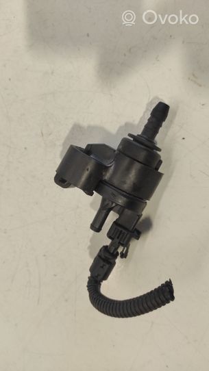 Opel Agila A Valve vacuum 9205571