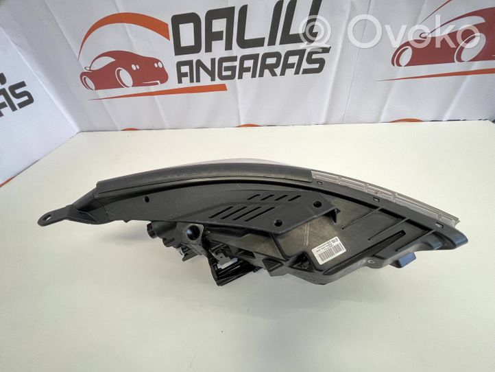 Hyundai i30 Faro/fanale G492122030