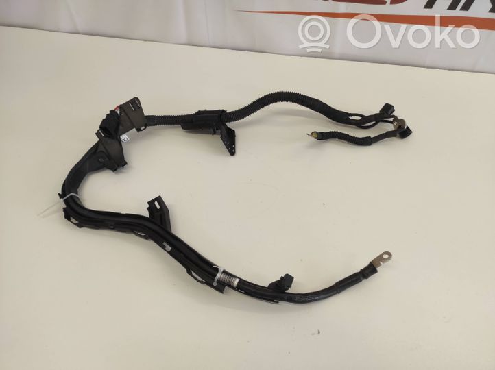 Audi Q7 4M Câble de batterie positif 4M0971228DB