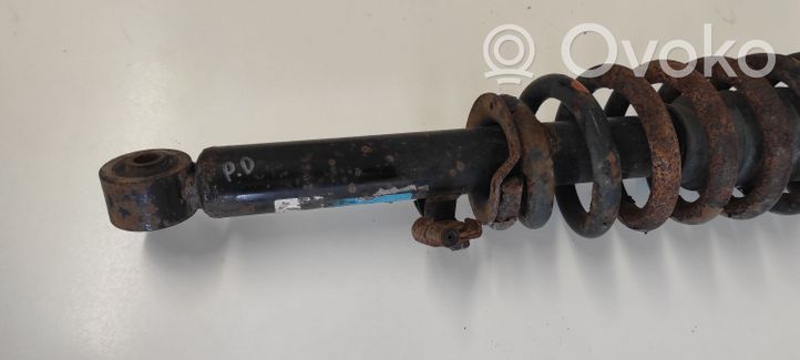 KIA Sorento Front shock absorber with coil spring 