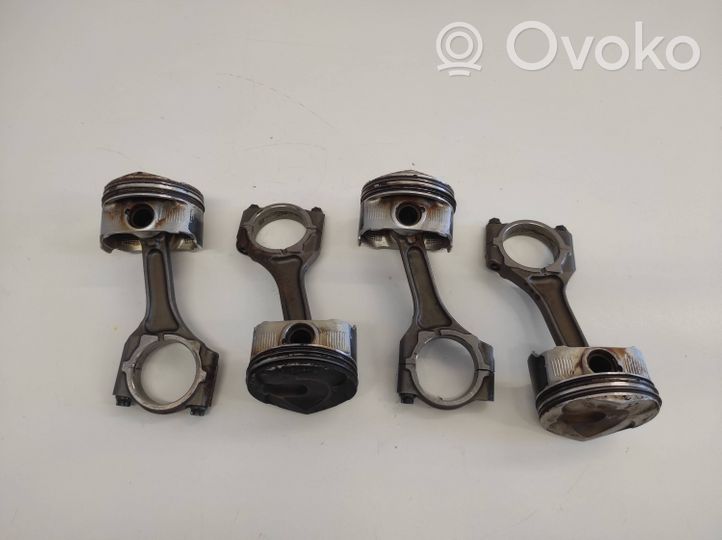 Subaru Impreza V Piston avec bielle DH32890