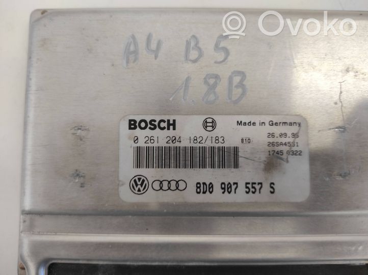 Audi A4 S4 B5 8D Moottorin ohjainlaite/moduuli 8D0907557S