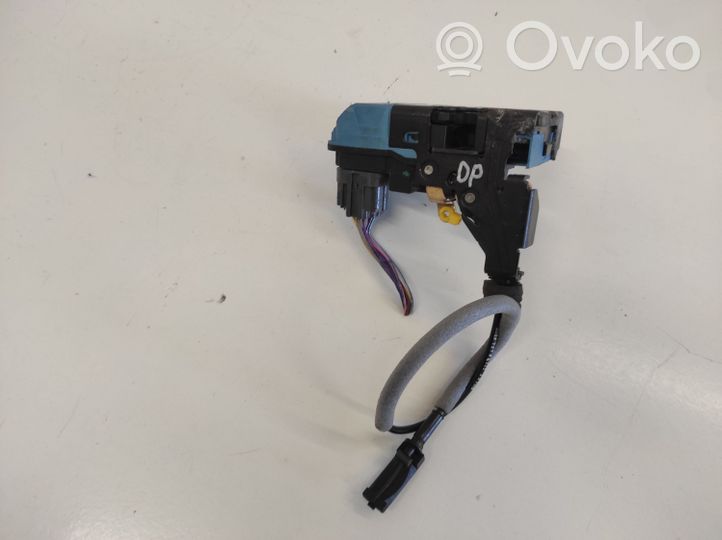 Volvo XC70 Front door lock 