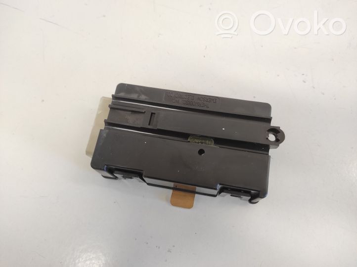 Chrysler 300M Other control units/modules 901003301