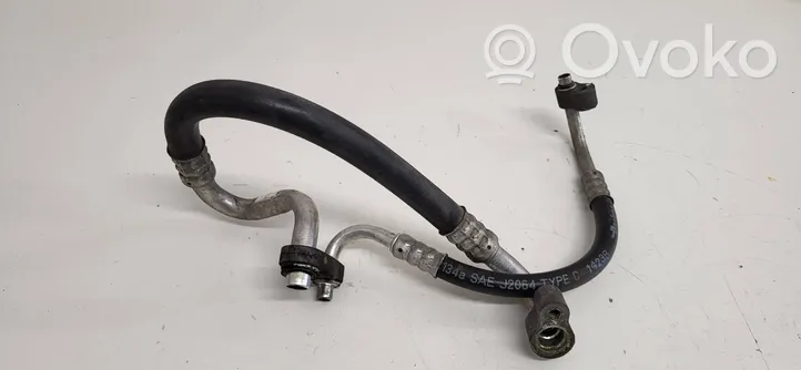 Opel Zafira A Durite de refroidissement tube 1643A