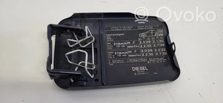 Mercedes-Benz S W220 Sportello del serbatoio del carburante A0005043117