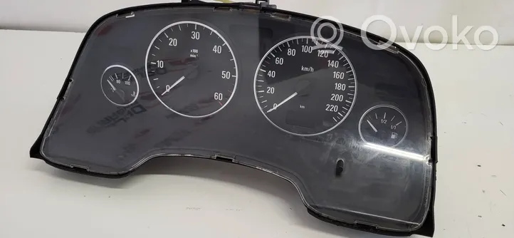 Opel Zafira A Speedometer (instrument cluster) 24461768