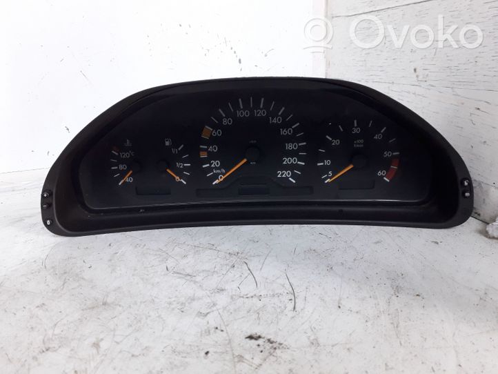 Mercedes-Benz E W210 Compteur de vitesse tableau de bord 