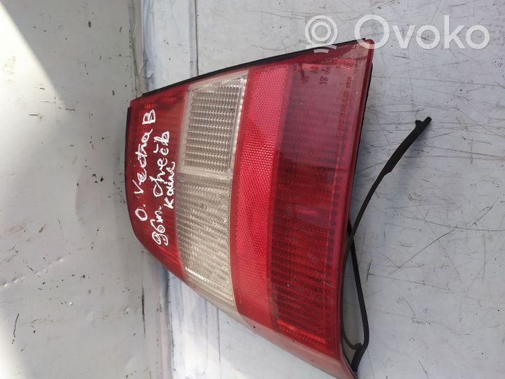 Opel Vectra B Lampa tylna 