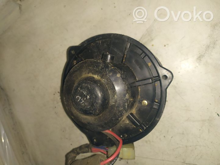 KIA Clarus Heater fan/blower 