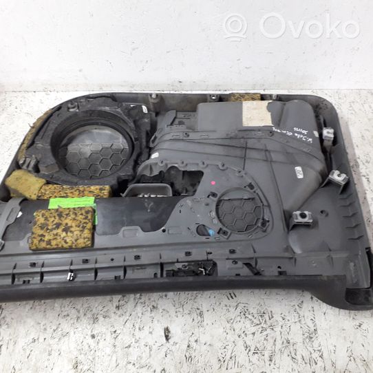 Volkswagen Jetta V Etuoven verhoilu T0025017P0109303