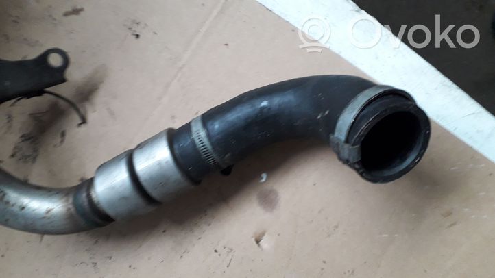 Ford Mondeo MK IV Coolant pipe/hose 