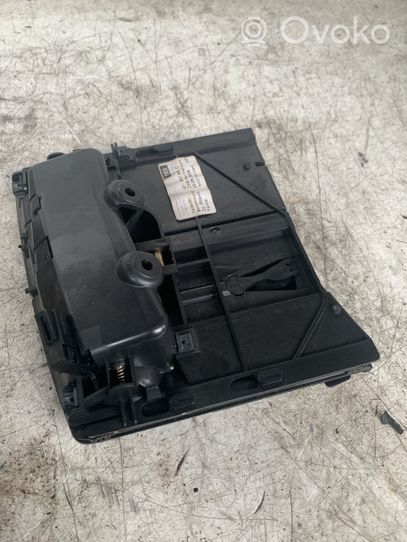 Audi A6 S6 C6 4F Glove box central console 4F1857951