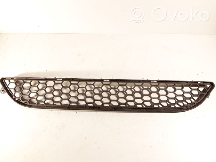 Volvo S60 Grille inférieure de pare-chocs avant 30795021