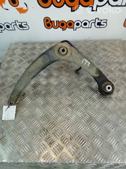 Peugeot 307 Triangle bras de suspension supérieur arrière 