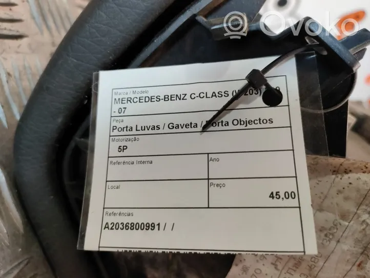 Mercedes-Benz C W203 Cassetto/ripiano 
