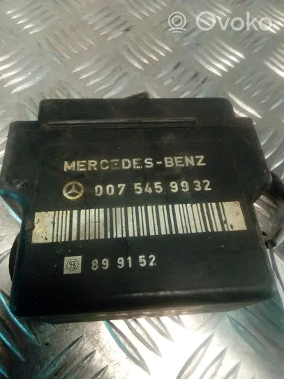 Mercedes-Benz E W124 Relais de bougie de préchauffage 