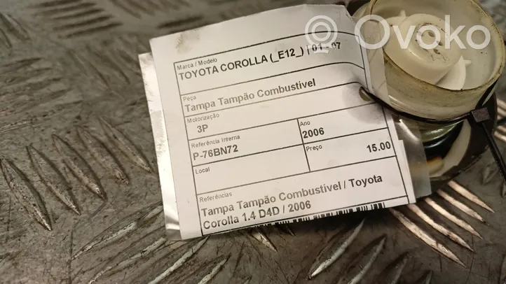 Toyota Corolla E120 E130 Polttoainesäiliön korkki 