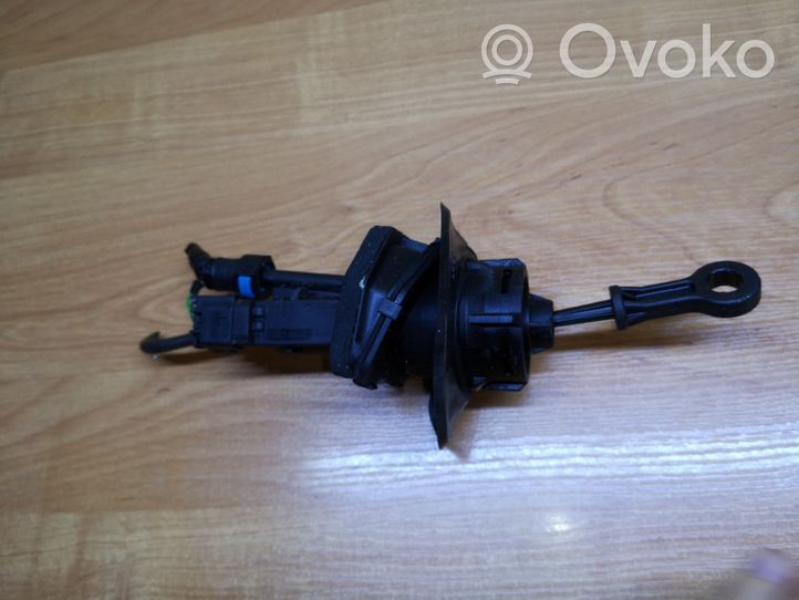 Volvo V60 Clutch slave cylinder 