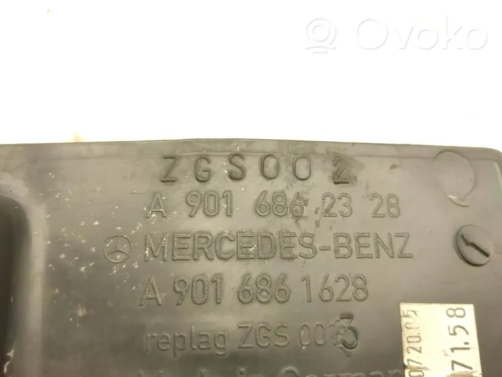 Mercedes-Benz Sprinter W901 W902 W903 W904 Copertura del rivestimento del sottoporta anteriore A9016862328