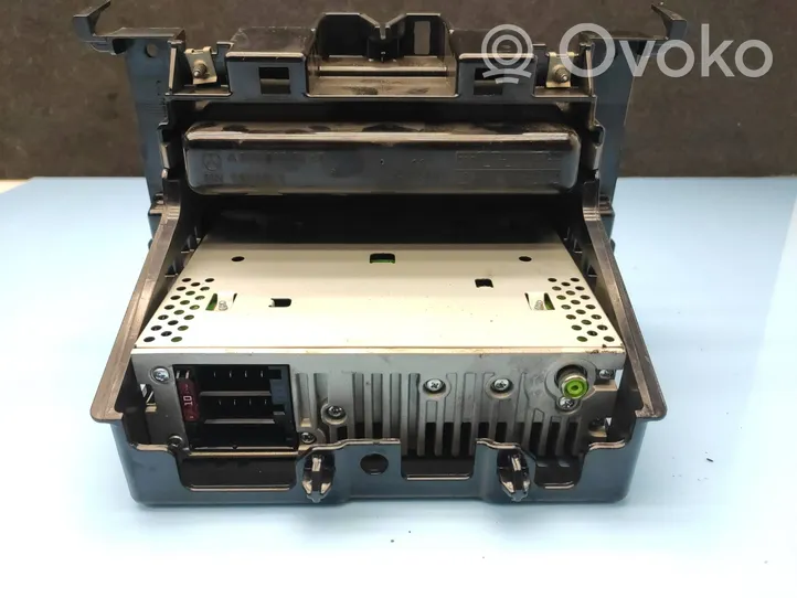 Mercedes-Benz Sprinter W906 Unità principale autoradio/CD/DVD/GPS A0048204986