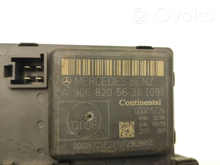 Mercedes-Benz Sprinter W906 Door control unit/module A9068205626