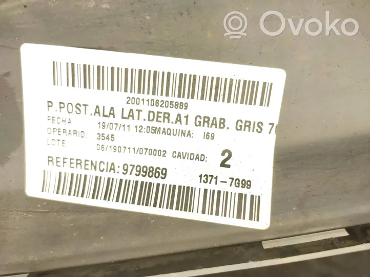 Mercedes-Benz Vito Viano W639 Coin de pare-chocs arrière A6398801371