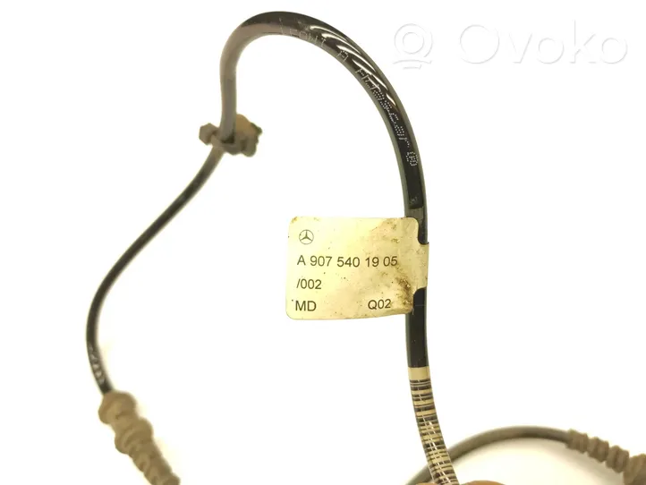 Mercedes-Benz Sprinter W907 W910 Sensor freno ABS de aceleración de rueda A9075401905