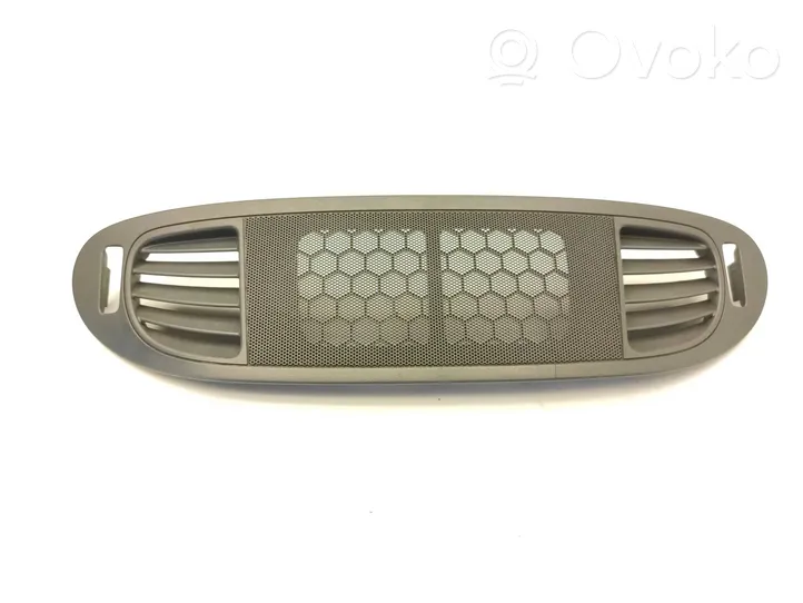 Mercedes-Benz Sprinter W901 W902 W903 W904 Rivestimento del pannello A9016894308