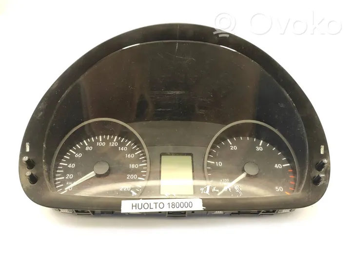 Mercedes-Benz Vito Viano W639 Geschwindigkeitsmesser Cockpit A6399001100