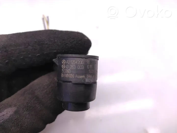 Mercedes-Benz Sprinter W906 Parkošanās (PDC) sensors (-i) A2125420018