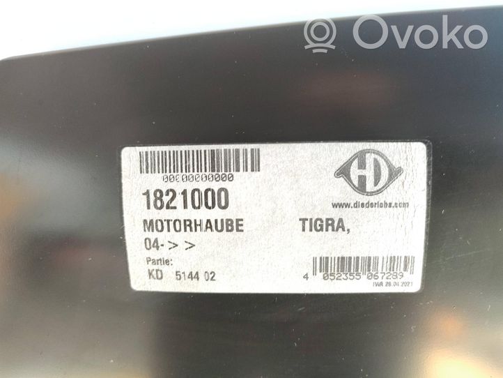 Opel Tigra B Pokrywa przednia / Maska silnika 1821000