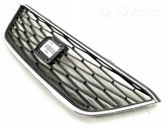 Seat Ibiza IV (6J,6P) Front bumper upper radiator grill 7427040