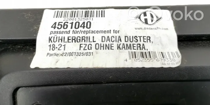 Dacia Duster II Maskownica / Grill / Atrapa górna chłodnicy 4561040