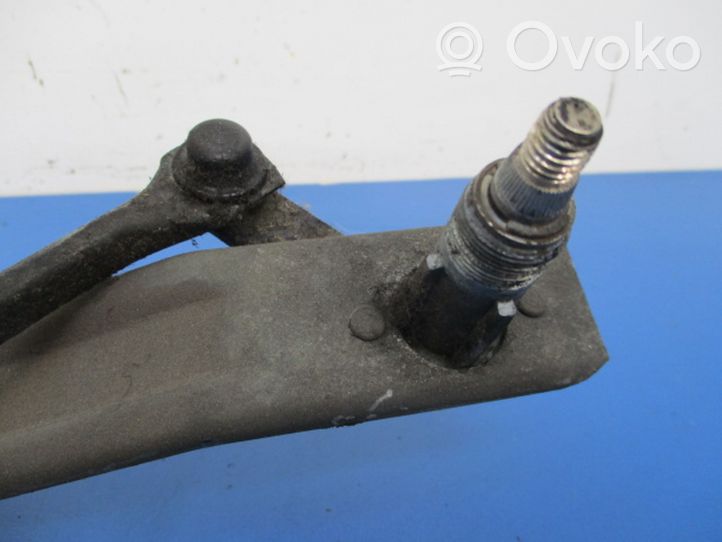 Volkswagen Polo II 86C 2F Front wiper linkage and motor 