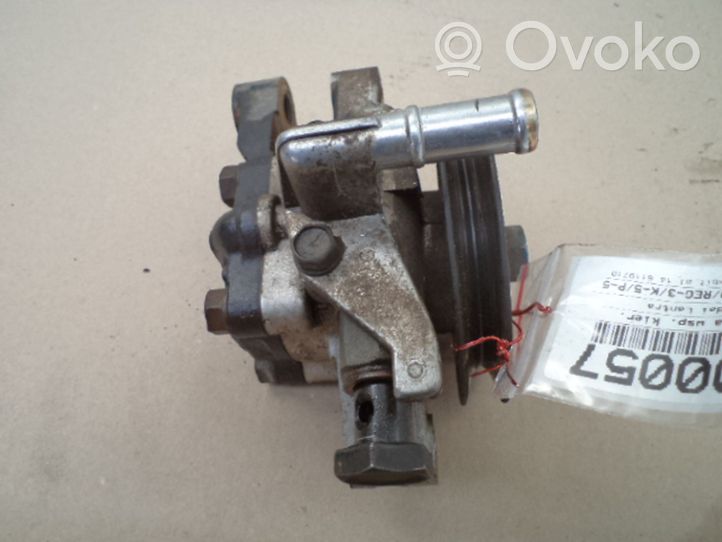 Hyundai Elantra Power steering pump 