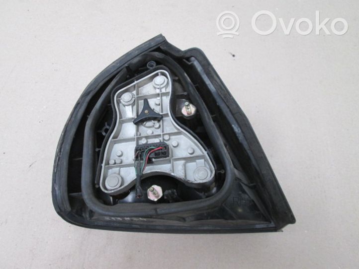 Mitsubishi Carisma Lampa tylna 