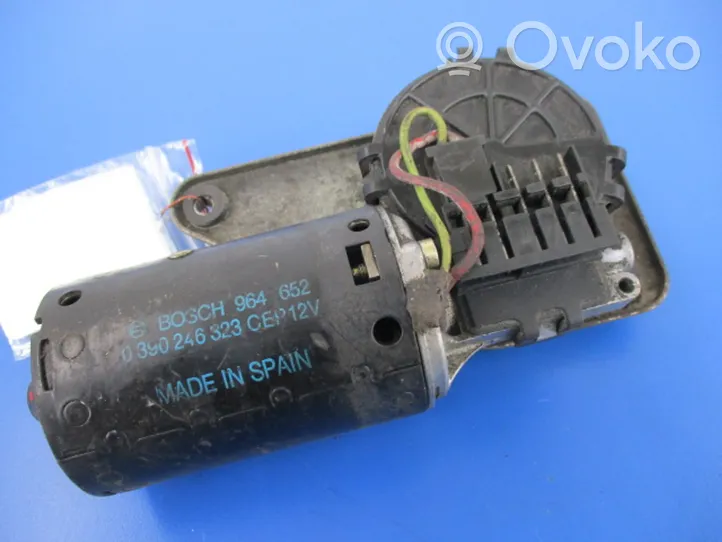 Volvo 340 -  360 Tringlerie et moteur d'essuie-glace avant 964652