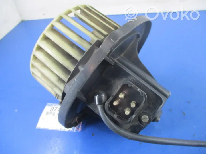 Mercedes-Benz E W123 Ventola riscaldamento/ventilatore abitacolo 