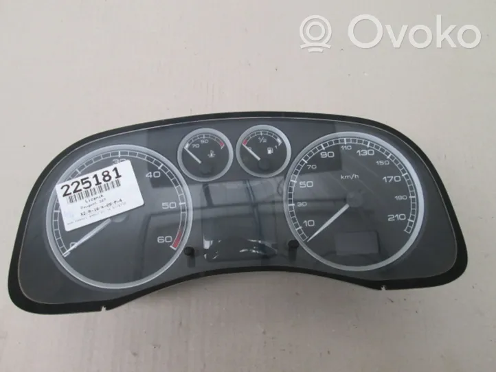 Peugeot 307 CC Speedometer (instrument cluster) 