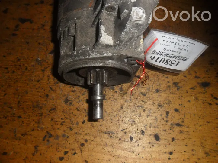 Volkswagen PASSAT B2 Starter motor 