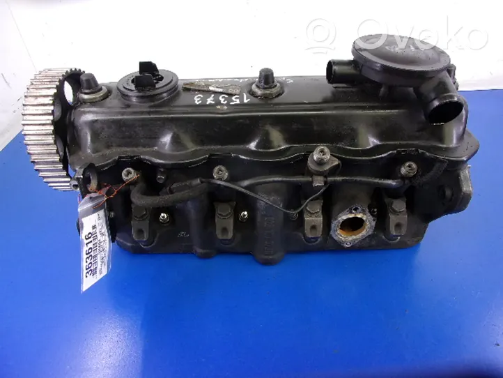 Volkswagen Golf III Engine head 028103373N