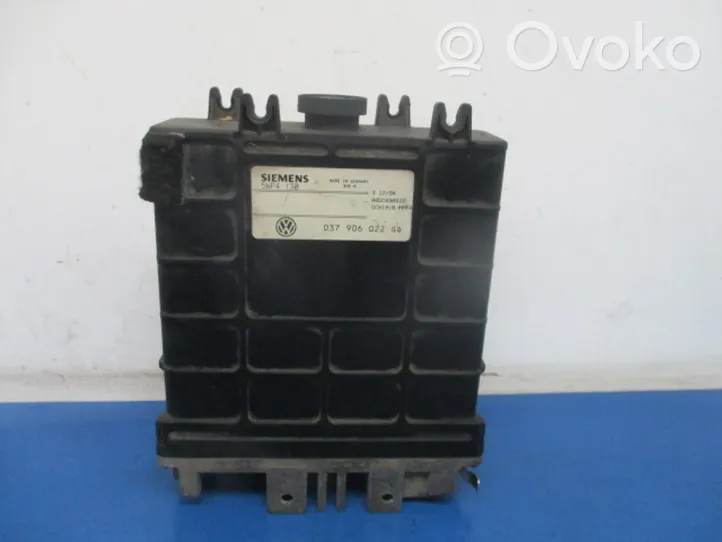 Volkswagen PASSAT B4 Unité de commande, module ECU de moteur 037906022GD